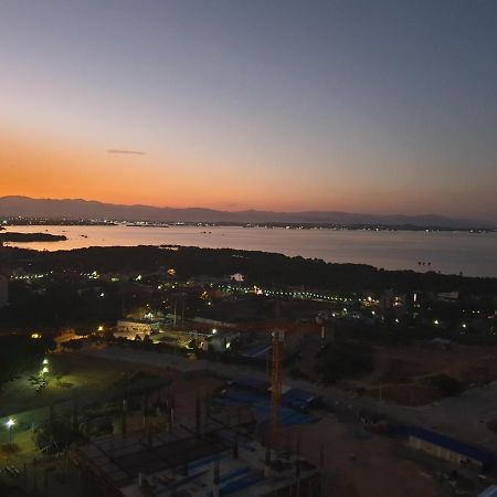 Mactan Newtown Seaview At One Pacific Residence マクタン エクステリア 写真
