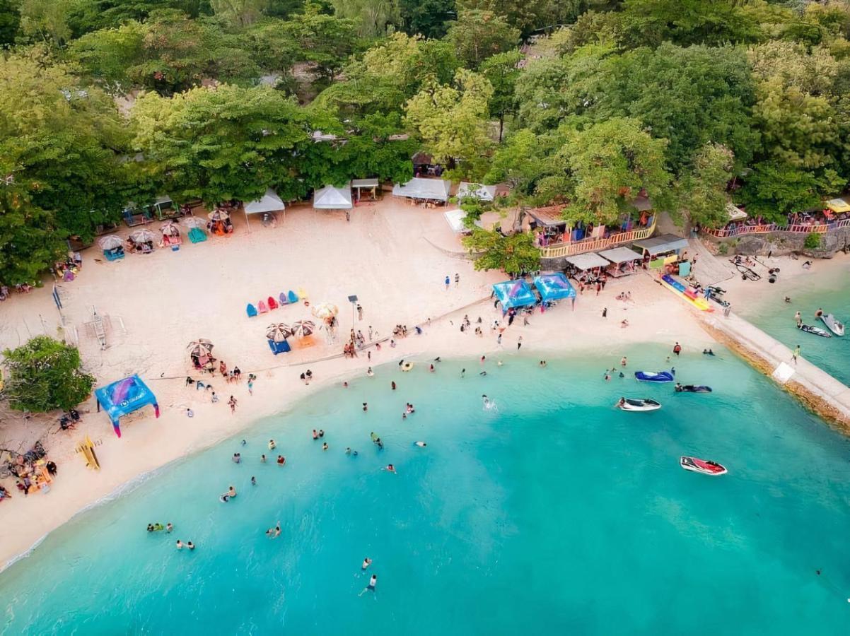 Mactan Newtown Seaview At One Pacific Residence マクタン エクステリア 写真